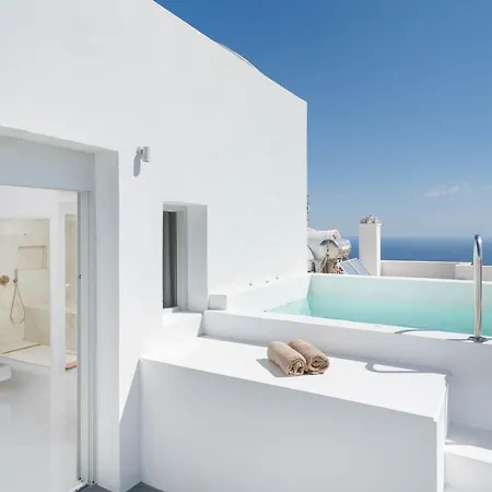 Cycladic Suites & Spa